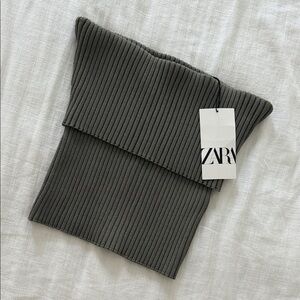 Zara Charcoal Ribbed Knit Accessory